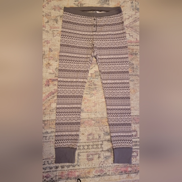 Old Navy Pants - Old Navy Grey Patterned Waffle Knit Women's Leggings Size M